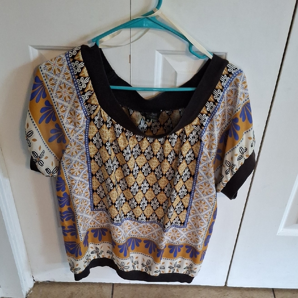 Nicole Black and Gold Patterned Blouse